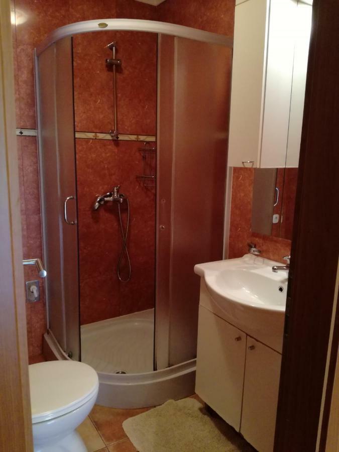 Apartment Nela Funtana Luaran gambar